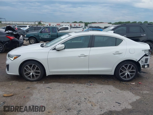 2020 Acura ILX Premium with VIN 19UDE2F7XLA012885, listed as a IAAI auction lot 42457684 with 43,296 mi miles and . Bid and sale history available at DreamBid. Image 15.