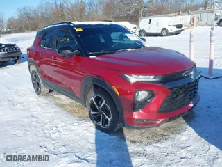 2021 Chevrolet TrailBlazer RS with VIN KL79MTSL7MB076066, listed as a IAAI auction lot 41621939 with 67,608 mi miles. Bid and sale history available at carsss.com. Image 1.