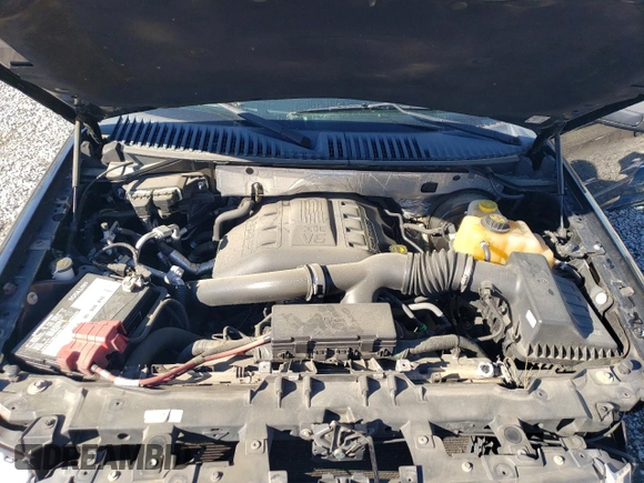 2017 Ford Expedition XLT z VIN 1FMJU1HT7HEA55567, wystawiony jako Copart lot #50294525 z przebiegiem 140 582 mil mil oraz Szkoda całkowita • Salvage title. Historia ofert i sprzedaży dostępna na DreamBid. Obrazek 12.
