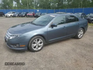 2012 Ford Fusion SE z VIN 3FAHP0HA3CR240276, wystawiony jako Copart lot #62101535 z przebiegiem 195 369 mil mil oraz Czysty tytuł • Clean title. Historia ofert i sprzedaży dostępna na DreamBid. Obrazek 1.