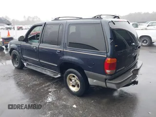 2000 Ford Explorer XLT with VIN 1FMZU63P8YUB81789, listed as a IAAI auction lot 41518021 with 243,748 mi miles and . Bid and sale history available at DreamBid. Image 3.