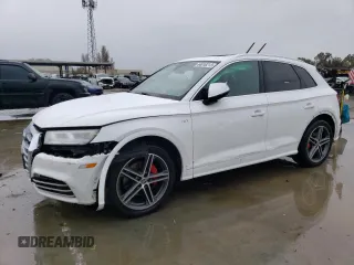 2018 Audi SQ5 Premium Plus with VIN WA1A4AFY9J2174211, listed as a Copart auction lot 44818213 with 48,868 mi miles. Bid and sale history available at carsss.com. Image 1.