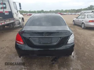 2017 Mercedes-Benz C 43 AMG z VIN 55SWF6EB4HU192587, wystawiony jako IAAI lot #42265221 z przebiegiem 87 243 mil mil oraz . Historia ofert i sprzedaży dostępna na DreamBid. Obrazek 17.