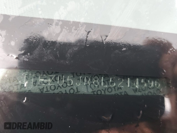 2020 Toyota 4Runner SR5 with VIN JTEZU5JR8L5214596, listed as a Copart auction lot 68656024 with Not provided miles and Salvage title. Bid and sale history available at DreamBid. Image 13.