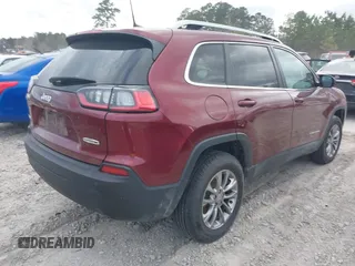 2020 Jeep Cherokee Altitude with VIN 1C4PJMLB2LD651837, listed as a IAAI auction lot 41722049 with 131,759 mi miles. Bid and sale history available at carsss.com. Image 4.
