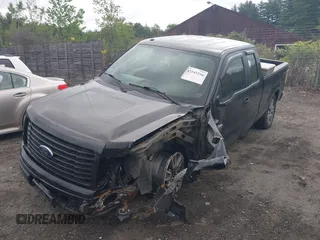 2014 Ford F-150 XL z VIN 1FTFX1EF1EFA57658, wystawiony jako IAAI lot #42145216 z przebiegiem 116 272 mil mil oraz . Historia ofert i sprzedaży dostępna na DreamBid. Obrazek 2.