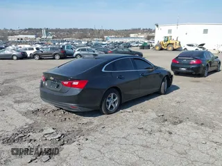 2016 Chevrolet Malibu LS z VIN 1G1ZB5STXGF172283, wystawiony jako IAAI lot #41785710 z przebiegiem 93 076 mil mil oraz . Historia ofert i sprzedaży dostępna na DreamBid. Obrazek 4.