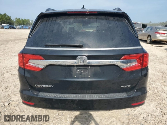 2018 Honda Odyssey Elite z VIN 5FNRL6H95JB017447, wystawiony jako Copart lot #64752615 z przebiegiem 136 616 mil mil oraz Nie do naprawy • Non repairable. Historia ofert i sprzedaży dostępna na DreamBid. Obrazek 6.