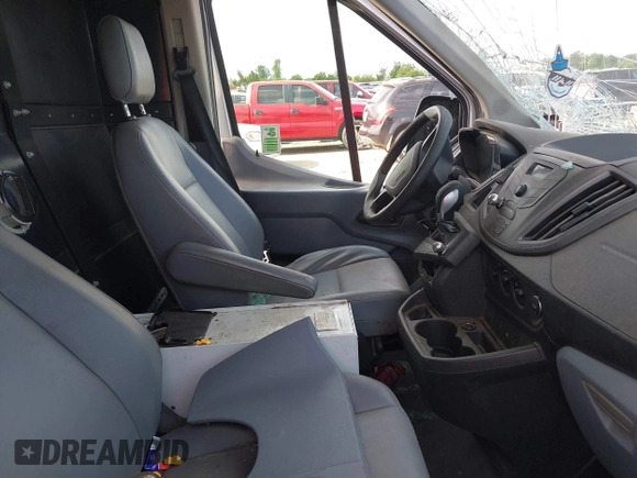 2016 Ford Transit Cargo с VIN 1FTYE1CM0GKB33378, выставлен на аукционе IAAI как лот 42327987 с пробегом 156 020 миль миль и . История ставок и продаж доступна на DreamBid. Изображение 5.