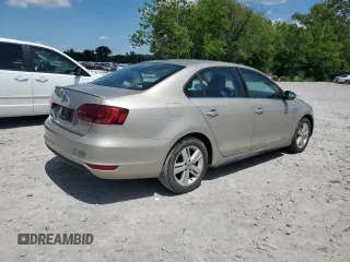 2013 Volkswagen Jetta Hybrid SE с VIN 3VW637AJ1DM311230, выставлен на аукционе Copart как лот 61694665 с пробегом 189 215 миль миль и Чистый • Clean title. История ставок и продаж доступна на DreamBid. Изображение 3.