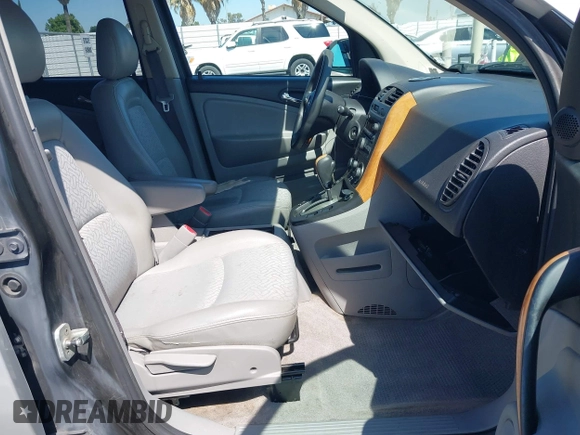 2007 Saturn VUE V6 z VIN 5GZCZ53447S833571, wystawiony jako IAAI lot #42140126 z przebiegiem 159 587 mil mil oraz . Historia ofert i sprzedaży dostępna na DreamBid. Obrazek 5.