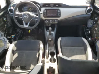 2022 Nissan Versa SV z VIN 3N1CN8EV9NL826750, wystawiony jako Copart lot #52127085 z przebiegiem 86 513 mil mil oraz Szkoda całkowita • Salvage title. Historia ofert i sprzedaży dostępna na DreamBid. Obrazek 8.