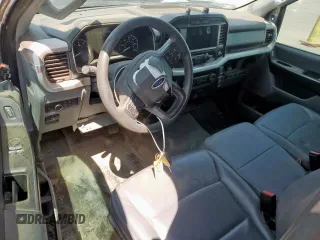 2021 Ford F-150 XL with VIN 1FTMF1C53MKE06085, listed as a Copart auction lot 51388915 with 119,218 mi miles and Clean title. Bid and sale history available at DreamBid. Image 8.
