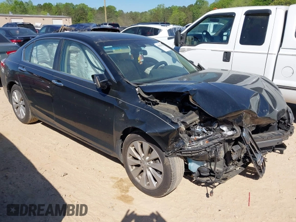 2013 Honda Accord Sdn EX-L with VIN 1HGCR2F89DA207063, listed as a IAAI auction lot 42021702 with 65,071 mi miles. Bid and sale history available at carsss.com. Image 1.