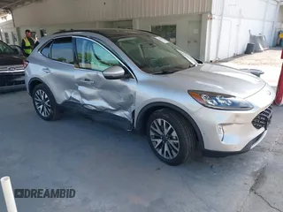 2020 Ford Escape Titanium с VIN 1FMCU9J92LUB28137, выставлен на аукционе IAAI как лот 42370699 с пробегом 53 253 миль миль и . История ставок и продаж доступна на DreamBid. Изображение 1.