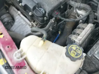 2014 Chevrolet Sonic LT z VIN 1G1JC5SB0E4109946, wystawiony jako IAAI lot #43021593 z przebiegiem 102 872 mil mil oraz . Historia ofert i sprzedaży dostępna na DreamBid. Obrazek 13.