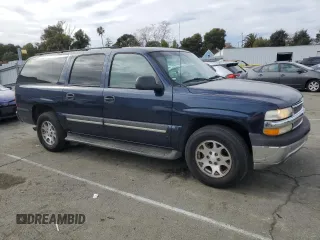 2004 Chevrolet Suburban LT with VIN 3GNEC16T84G207457, listed as a Copart auction lot 45223965 with 194,820 mi miles and Salvage Title. Bid and sale history available at carsss.com. Image 4.