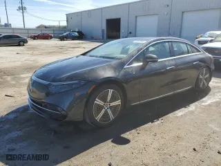 2023 Mercedes-Benz EQS with VIN W1KCG2DBXPA033002, listed as a Copart auction lot 42047594 with 8,826 mi miles. Bid and sale history available at carsss.com. Image 1.