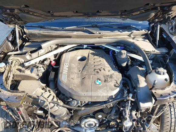 2024 BMW X5 xDrive40i z VIN 5UX23EU07R9V23529, wystawiony jako IAAI lot #41612999 z przebiegiem 18 886 mil mil oraz . Historia ofert i sprzedaży dostępna na DreamBid. Obrazek 10.