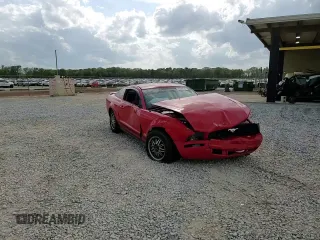2007 Ford Mustang Deluxe z VIN 1ZVFT80N175200987, wystawiony jako Copart lot #50256835 z przebiegiem Nie podano mil oraz Szkoda całkowita • Salvage title. Historia ofert i sprzedaży dostępna na DreamBid. Obrazek 10.