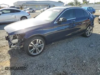 2018 Mercedes-Benz C 300 z VIN 55SWF4KB0JU282544, wystawiony jako Copart lot #57106375 z przebiegiem 43 924 mil mil oraz Szkoda całkowita • Salvage title. Historia ofert i sprzedaży dostępna na DreamBid. Obrazek 1.