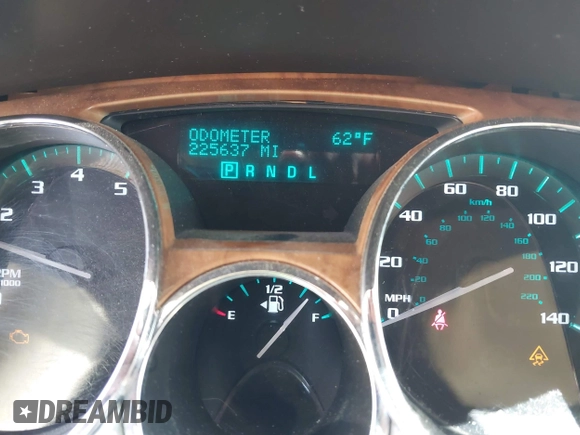 2008 Buick Enclave CXL with VIN 5GAEV23728J108378, listed as a IAAI auction lot 42114173 with 225,637 mi miles. Bid and sale history available at carsss.com. Image 7.