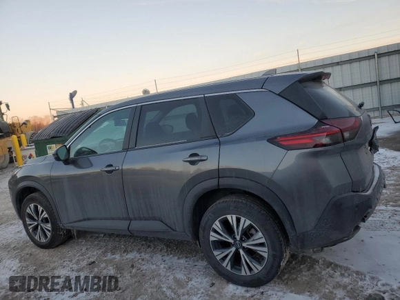 2022 Nissan Rogue SV with VIN 5N1BT3BB9NC671376, listed as a Copart auction lot 41855375 with 39,011 mi miles and Salvage Title. Bid and sale history available at carsss.com. Image 2.