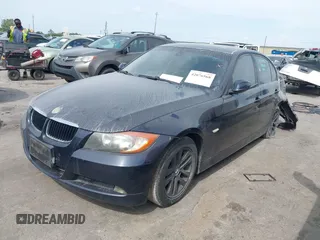 2006 BMW 3 Series 325i with VIN WBAVB17586NK36105, listed as a IAAI auction lot 42076568 with 198,243 mi miles. Bid and sale history available at carsss.com. Image 2.