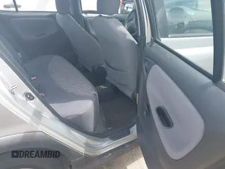 2000 Toyota ECHO z VIN JTDBT1239Y5019643, wystawiony jako IAAI lot #42357161 z przebiegiem 228 508 mil mil oraz . Historia ofert i sprzedaży dostępna na DreamBid. Obrazek 8.