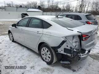2019 Ford Fusion S with VIN 3FA6P0G75KR275526, listed as a Copart auction lot 45416895 with 38,852 mi miles and Salvage Title. Bid and sale history available at DreamBid. Image 2.