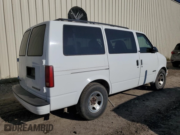 2002 Chevrolet Astro with VIN 1GNDM19X02B127681, listed as a Copart auction lot 80593644 with 182,431 mi miles and Clean Title. Bid and sale history available at carsss.com. Image 3.