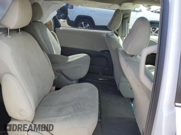 2011 Toyota Sienna with VIN 5TDZK3DC7BS016221, listed as a Copart auction lot 53799875 with 155,760 mi miles and Clean Title. Bid and sale history available at carsss.com. Image 10.