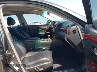 2008 Lexus LS 460 z VIN JTHBL46F185081395, wystawiony jako IAAI lot #42014942 z przebiegiem 235 101 mil mil oraz . Historia ofert i sprzedaży dostępna na DreamBid. Obrazek 5.