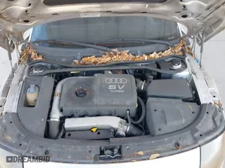 2001 Audi TT with VIN TRUUT28N811000964, listed as a IAAI auction lot 42107658 with 101,629 mi miles. Bid and sale history available at carsss.com. Image 10.