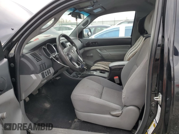 2013 Toyota Tacoma z VIN 5TFPX4EN8DX013355, wystawiony jako Copart lot #43936635 z przebiegiem 195 204 mil mil oraz Szkoda całkowita • Salvage title. Historia ofert i sprzedaży dostępna na DreamBid. Obrazek 7.