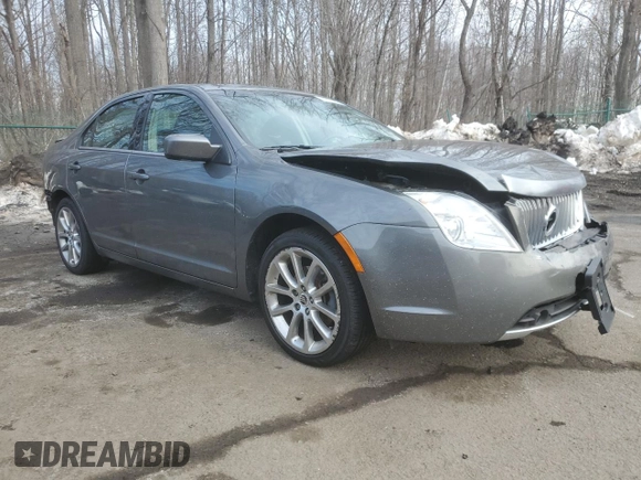 2010 Mercury Milan Premier z VIN 3MEHM0CG1AR636166, wystawiony jako Copart lot #45976745 z przebiegiem 67 789 mil mil oraz Szkody całkowita. Historia ofert i sprzedaży dostępna na DreamBid. Obrazek 4.