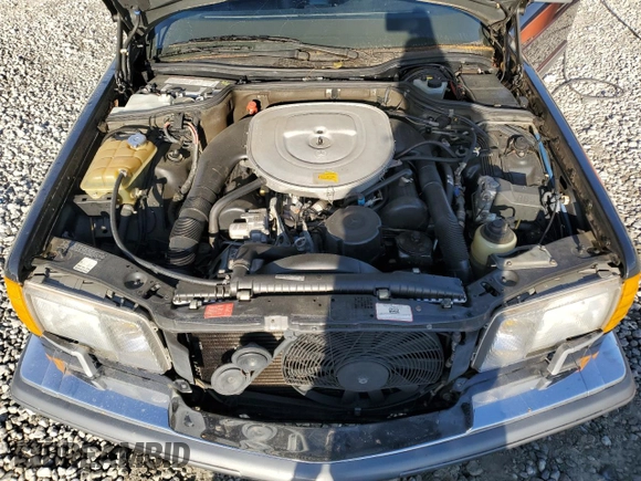 1989 Mercedes-Benz 560 with VIN WDBCA39E9KA463003, listed as a Copart auction lot 49808495 with 125,388 mi miles and Salvage Title. Bid and sale history available at DreamBid. Image 11.