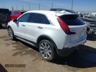 2022 Cadillac XT4 FWD Premium Luxury с VIN 1GYFZCR41NF169224, выставлен на аукционе IAAI как лот 41864717 с пробегом 34 183 миль миль и . История ставок и продаж доступна на DreamBid. Изображение 3.