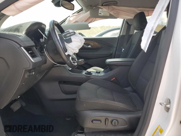 2020 GMC Terrain SLE z VIN 3GKALTEV0LL204536, wystawiony jako Copart lot #54000265 z przebiegiem 61 666 mil mil oraz Szkody całkowita. Historia ofert i sprzedaży dostępna na DreamBid. Obrazek 7.