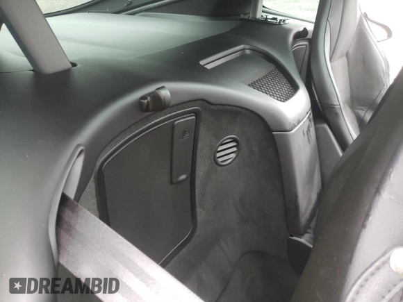 2019 Jaguar F-Type with VIN SAJDD1EV5KCK60915, listed as a Copart auction lot 85335414 with 31,735 mi miles and Salvage Title. Bid and sale history available at DreamBid. Image 10.