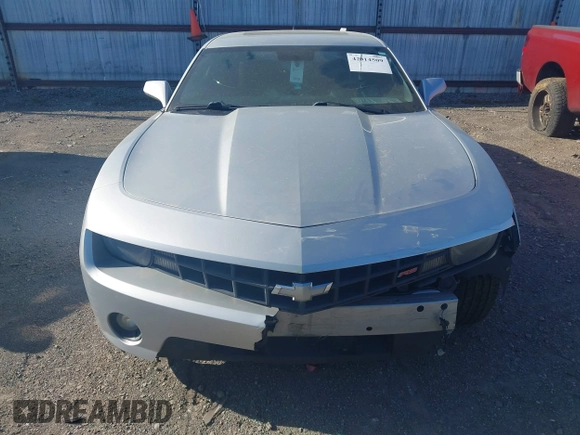 2010 Chevrolet Camaro 1LT z VIN 2G1FB1EV1A9167966, wystawiony jako IAAI lot #42014509 z przebiegiem 213 321 mil mil oraz . Historia ofert i sprzedaży dostępna na DreamBid. Obrazek 6.