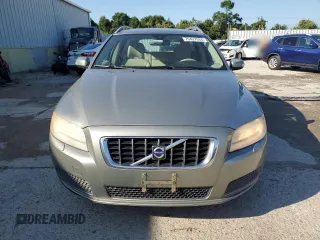 2008 Volvo V70 with VIN YV1BW982781044062, listed as a Copart auction lot 70427534 with 202,812 mi miles and Salvage title. Bid and sale history available at DreamBid. Image 5.