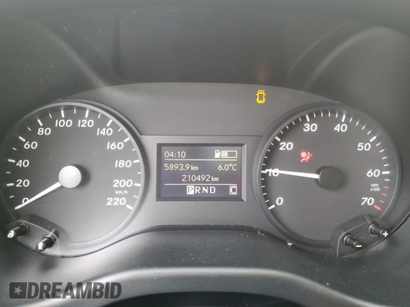 2018 Mercedes-Benz Metris Cargo with VIN WD3BG3EA4J3384348, listed as a Copart auction lot 53571235 with 210,492 mi miles and Salvage Title. Bid and sale history available at carsss.com. Image 9.