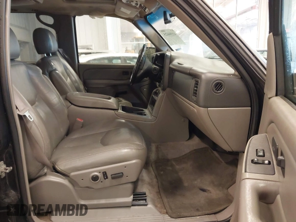2006 Chevrolet Tahoe Z71 with VIN 1GNEK13Z76R121457, listed as a IAAI auction lot 41594425 with 344,522 mi miles. Bid and sale history available at carsss.com. Image 5.