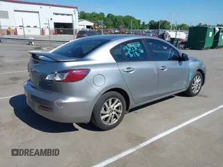 2013 Mazda 3 i Touring with VIN JM1BL1V78D1819155, listed as a IAAI auction lot 42130610 with 118,441 mi miles and . Bid and sale history available at DreamBid. Image 4.