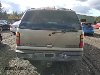 2003 Chevrolet Suburban LT with VIN 3GNGK26U73G173374, listed as a Copart auction lot 76328004 with 170,666 mi miles and Salvage Title. Bid and sale history available at carsss.com. Image 6.