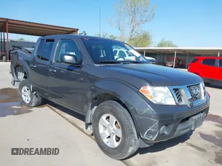 2012 Nissan Frontier SV z VIN 1N6AD0EV7CC466151, wystawiony jako IAAI lot #41977325 z przebiegiem 174 674 mil mil oraz . Historia ofert i sprzedaży dostępna na DreamBid. Obrazek 1.