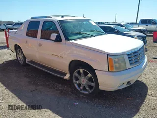 2003 Cadillac Escalade EXT with VIN 3GYEK63N93G305565, listed as a IAAI auction lot 41555298 with 1 mi miles. Bid and sale history available at carsss.com. Image 1.
