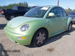 2000 Volkswagen Beetle GLS с VIN 3VWCA21C4YM435270, выставлен на аукционе IAAI как лот 42513670 с пробегом 105 466 миль миль и . История ставок и продаж доступна на DreamBid. Изображение 2.