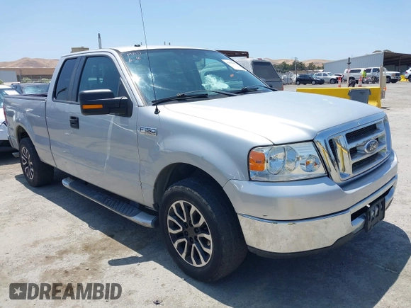 2007 Ford F-150 XL with VIN 1FTPX12597NA51566, listed as a IAAI auction lot 42500495 with 188,983 mi miles and . Bid and sale history available at DreamBid. Image 1.